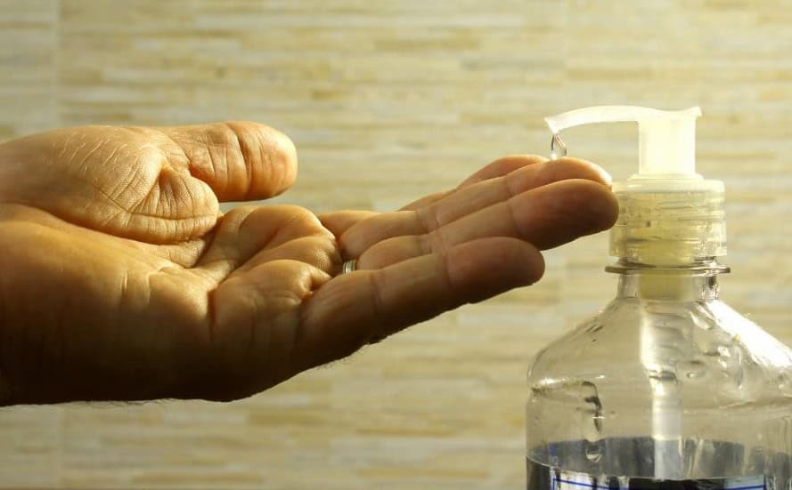comprar gel antibacterial, mitos