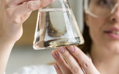 ¿Por qué el ácido sulfúrico es esencial para la industria moderna?