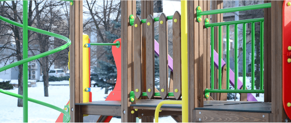 Juegos infantiles para parques y jardines: criterios para elegir uno de los mejores proveedores para tu proyecto