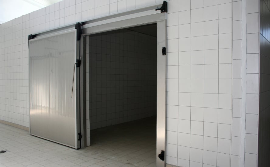 ¿Vale la pena invertir en cámaras de refrigeración para tu negocio?