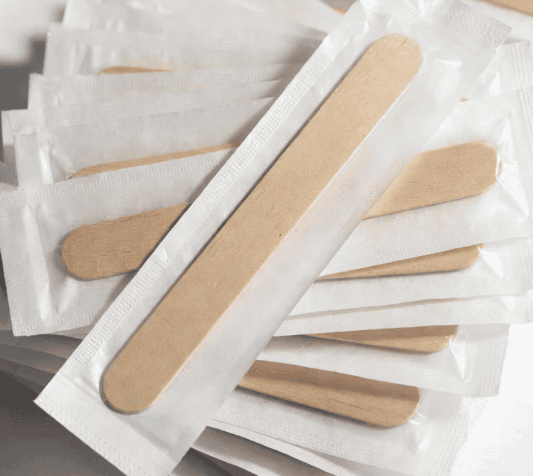 Abatelenguas de Madera