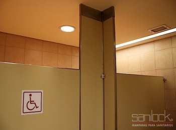 MAMPARAS PARA DISCAPACITADOS DE LAMINA DE ACERO INOXIDABLE