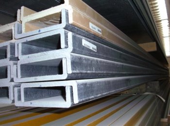 Características de Perfiles Estructurales de Plástico con Fibra de Vidrio
