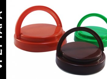 TAPAS DE PLASTICO DE DIFERENTES COLORES
