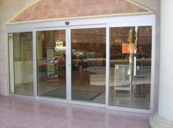 Puertas de acceso - Regio Puertas Automáticas