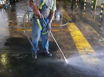 PRODUCTOS PARA LIMPIEZA DE ESTACIONAMIENTOS