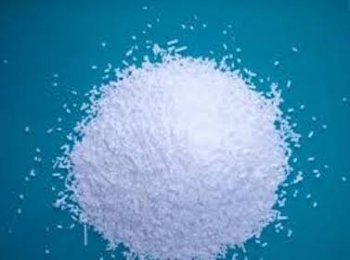 El Sorbato de Potasio es la sal de potasio del ácido sórbico ampliamente utilizado en alimentación como conservante. El ácido sórbico se encuentra en forma natural en algunos frutos. Comúnmente en la industria alimenticia se utiliza el Sorbato de Potasio ya que este es más soluble en agua que el ácido sórbico. Es un conservante fungicida y bactericida.