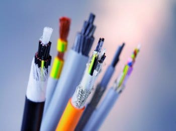 Cables Control4