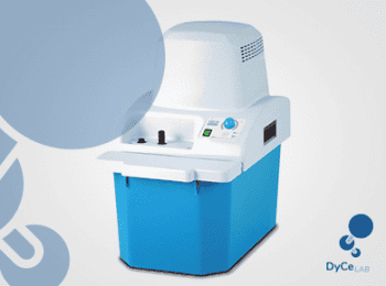 La Bomba JP es una bomba de vacío que permite la selección de distintos programas garantizando una óptima aspiración en función del número de muestras y de la fase de la digestión en que se encuentra el digestor al que viene conectada.  El uso de las bombas de vacío frecuentemente está imposibilitado por la falta de la presión necesaria del agua de red o por el elevado consumo de la misma.  La unidad VELP esta compuesta por una estructura en ABS, altamente resistente a la corrosión química, y de un tanque donde el agua viene recirculada en forma contínua, logrando un notable ahorro de la misma.  La calidad y tipificación de los materiales utilizados, hacen que el instrumento sea muy silencioso y de larga vida útil, además, garantiza una elevada capacidad de absorción (35 l/min).  Sus particulares ventajas técnicas, como el indicador del nivel del agua, el grifo para el vaciado y sus cómodas asas para el transportarla, facilitan al usuario su utilización.  Combinada con el Scrubber SMS de VELP, constituye el complemento ideal para una eficaz eliminación de humos generados durante digestiones ácidas.