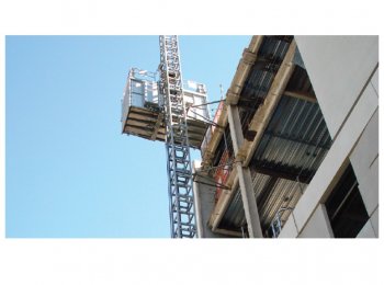 ELEVADORES DE PERSONAL PARA OBRA