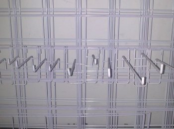 Accesorios para mallas - Estantería y Equipos Metálicos S&V