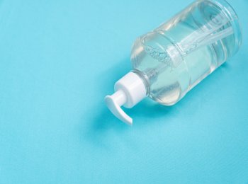 GEL ANTIBACTERIAL PARA MANOS 3