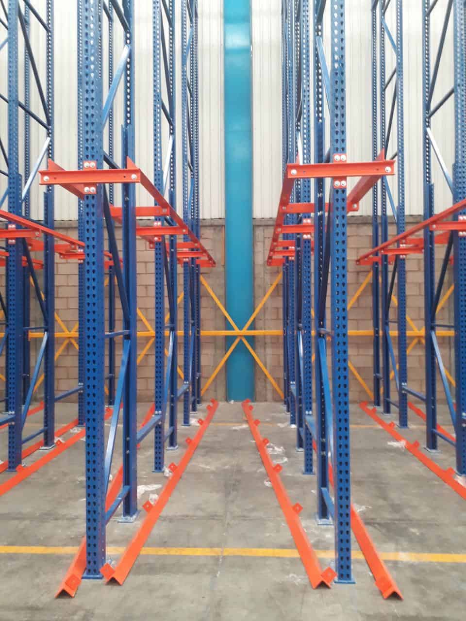 Racks drive in / drive thru - Maesa Servicios Logísticos