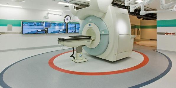 PISOS PARA HOSPITALES