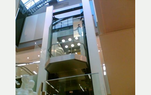ASCENSOR CENTRO COMERCIAL