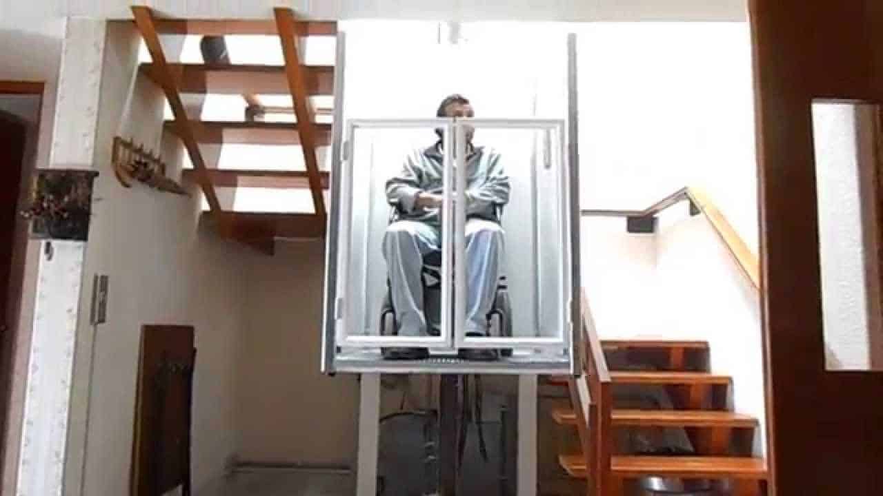 ELEVADOR MINUSVALIDOS