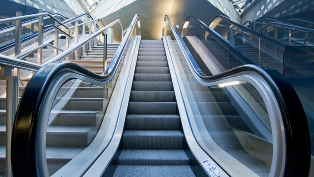 ESCALERAS ELECTRO-MECANICAS