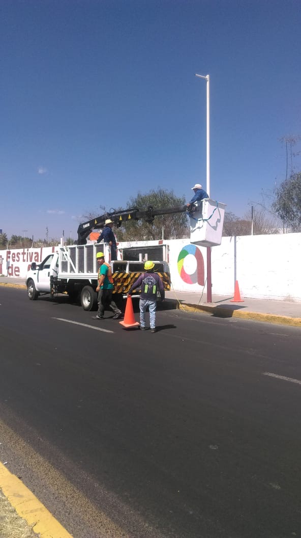 POSTES METALICOS LIGEROS