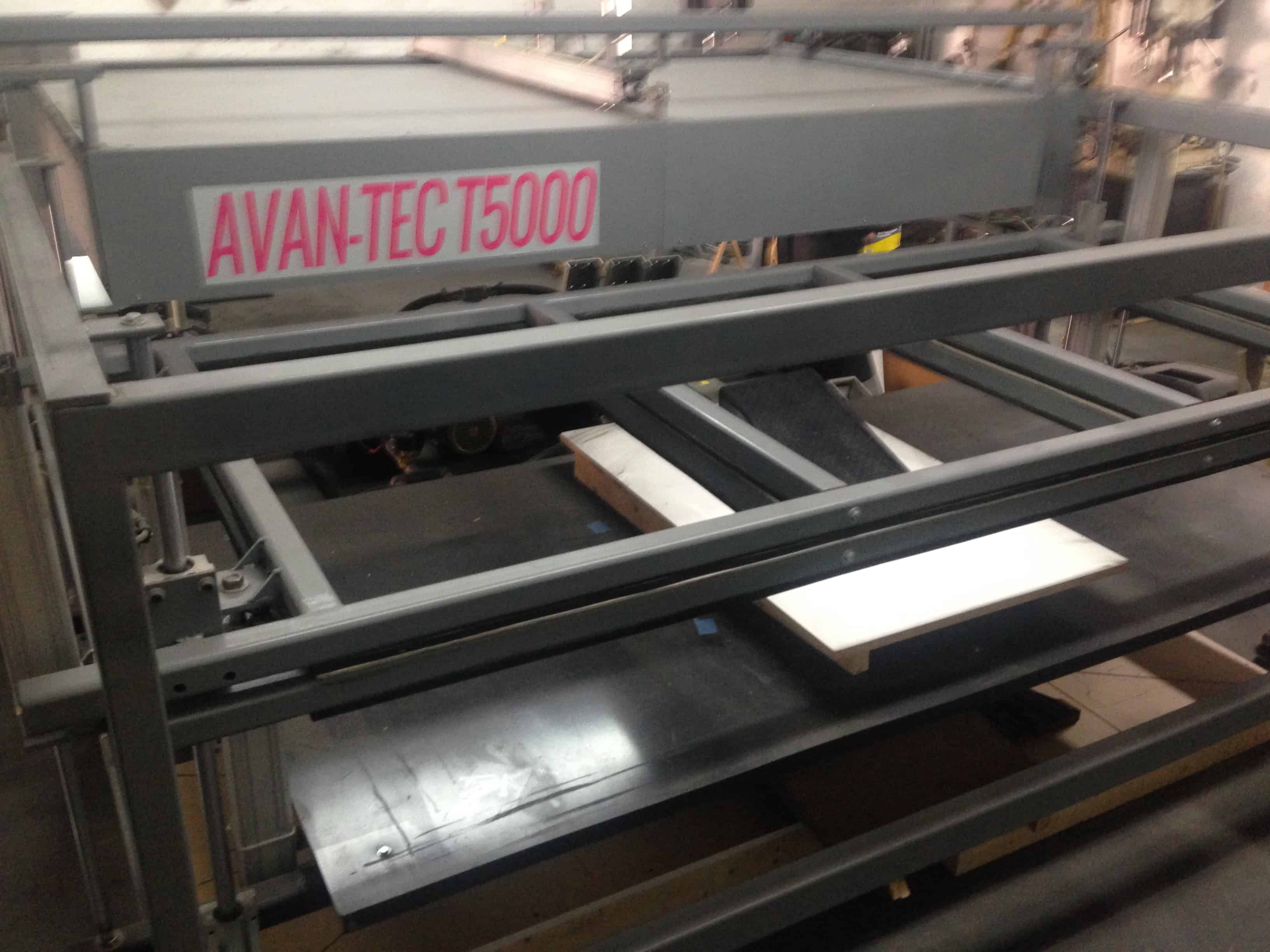 Termoformadoras para fabricar refrigeradores Industrial Automation System