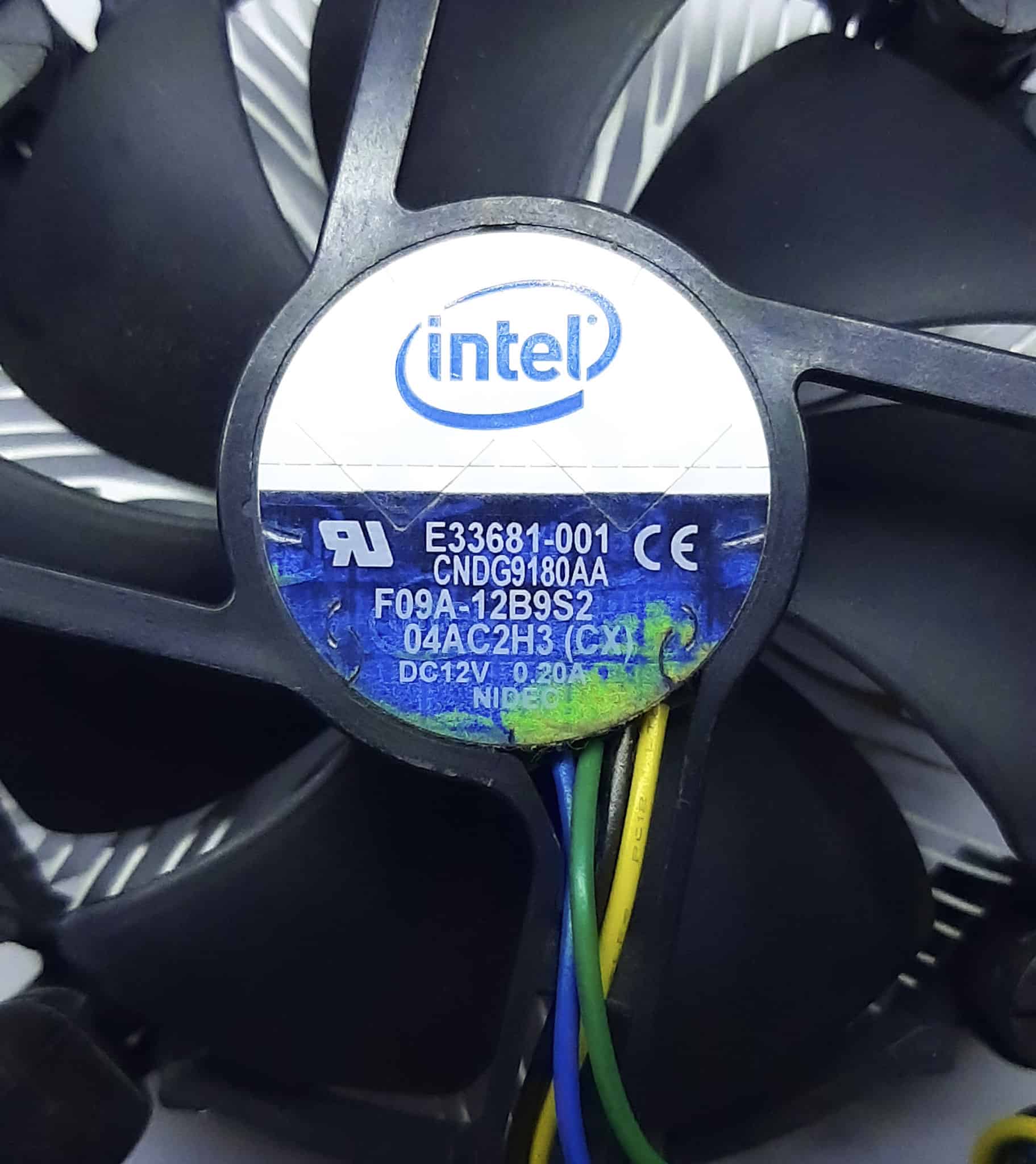 Disipador con ventilador E33681-001 INTEL