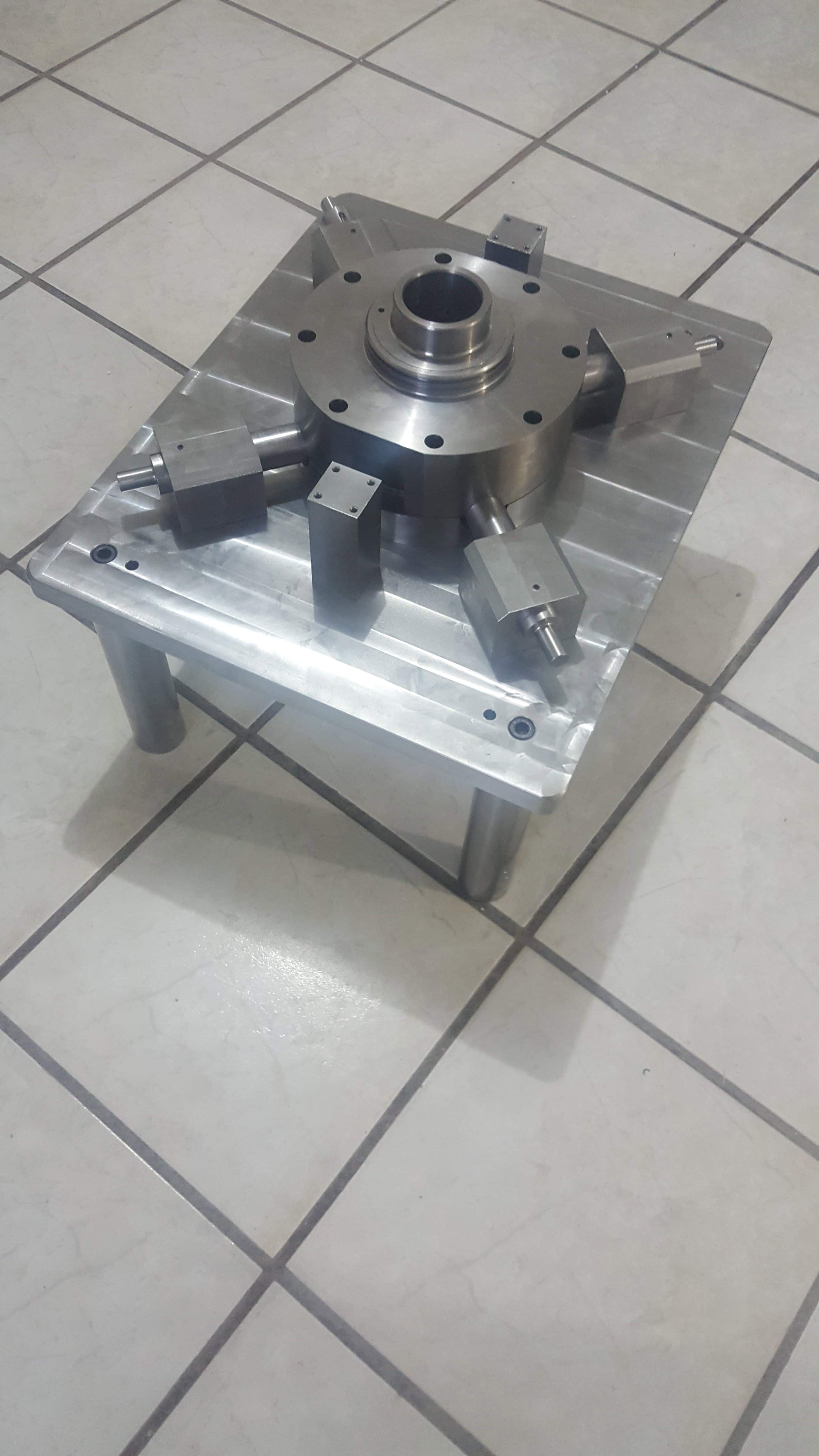 MAQUINADO DE PRECISIÓN EN CNC UTILAJE MULTIPLE DE CONTROL DE CALIDAD PARA INDUSTRIA AUTOMOTRIZ
