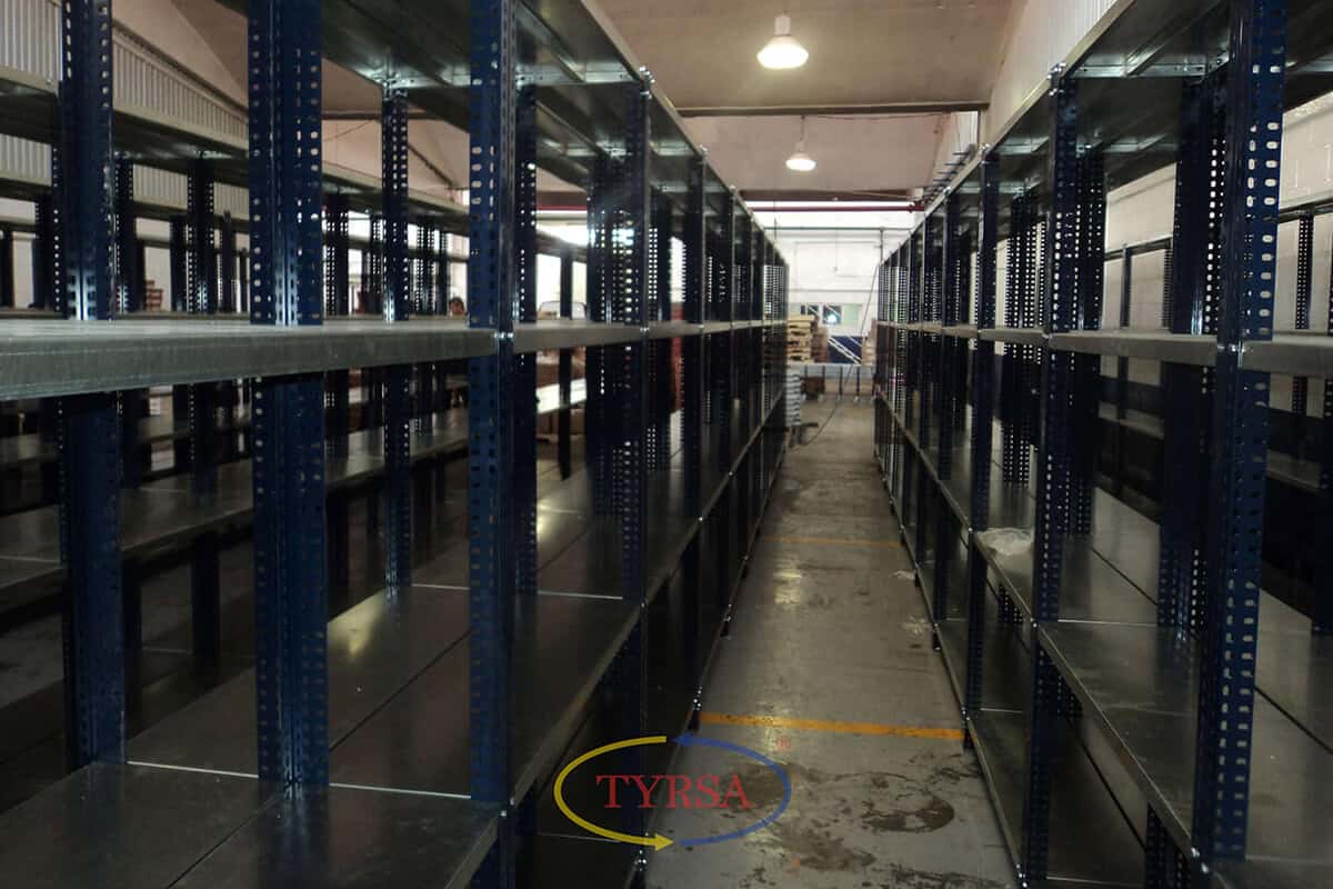 Estantería metálica para la industria automotriz 