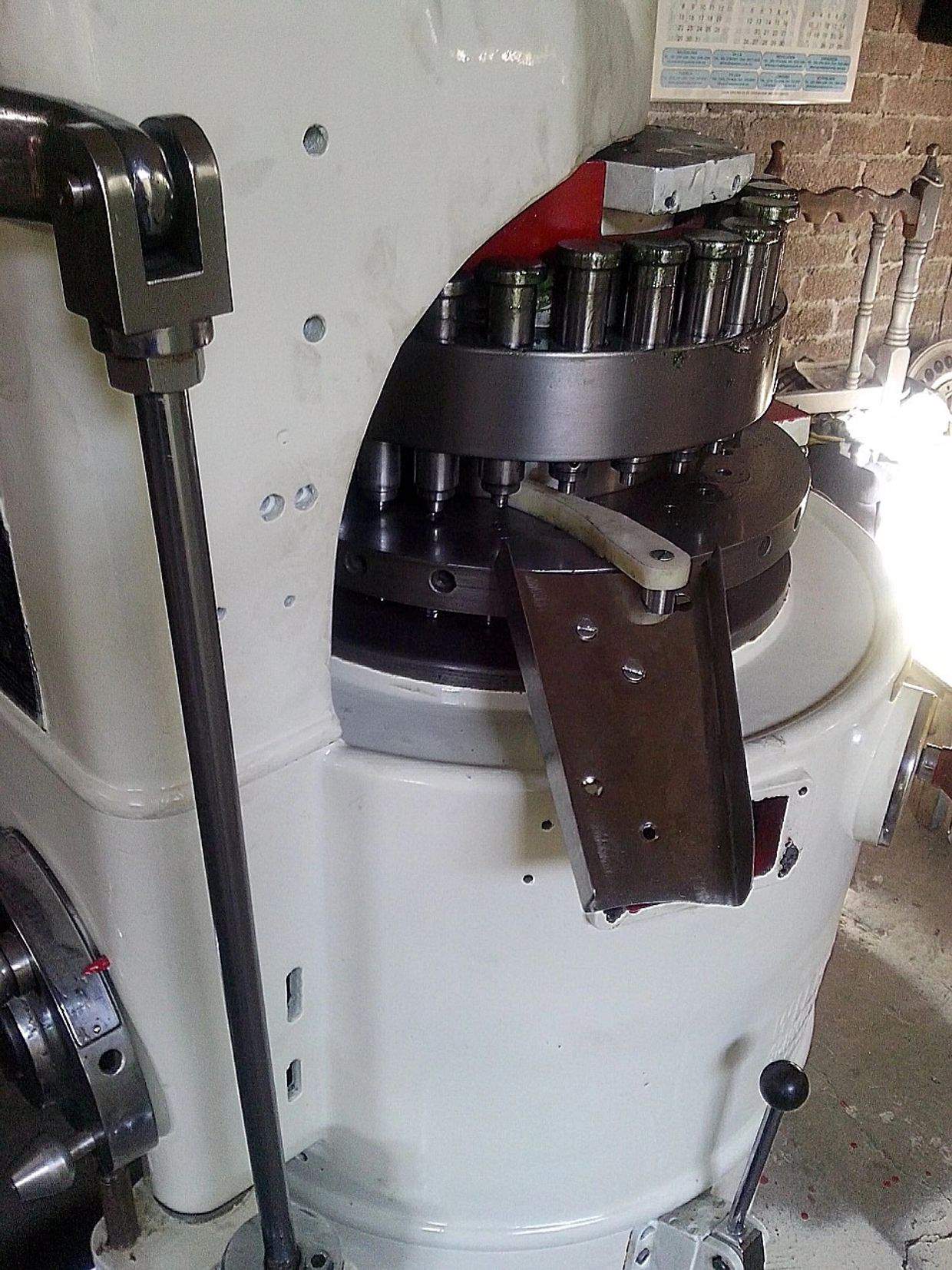 Maquinaria para la industria farmaceutica y naturista