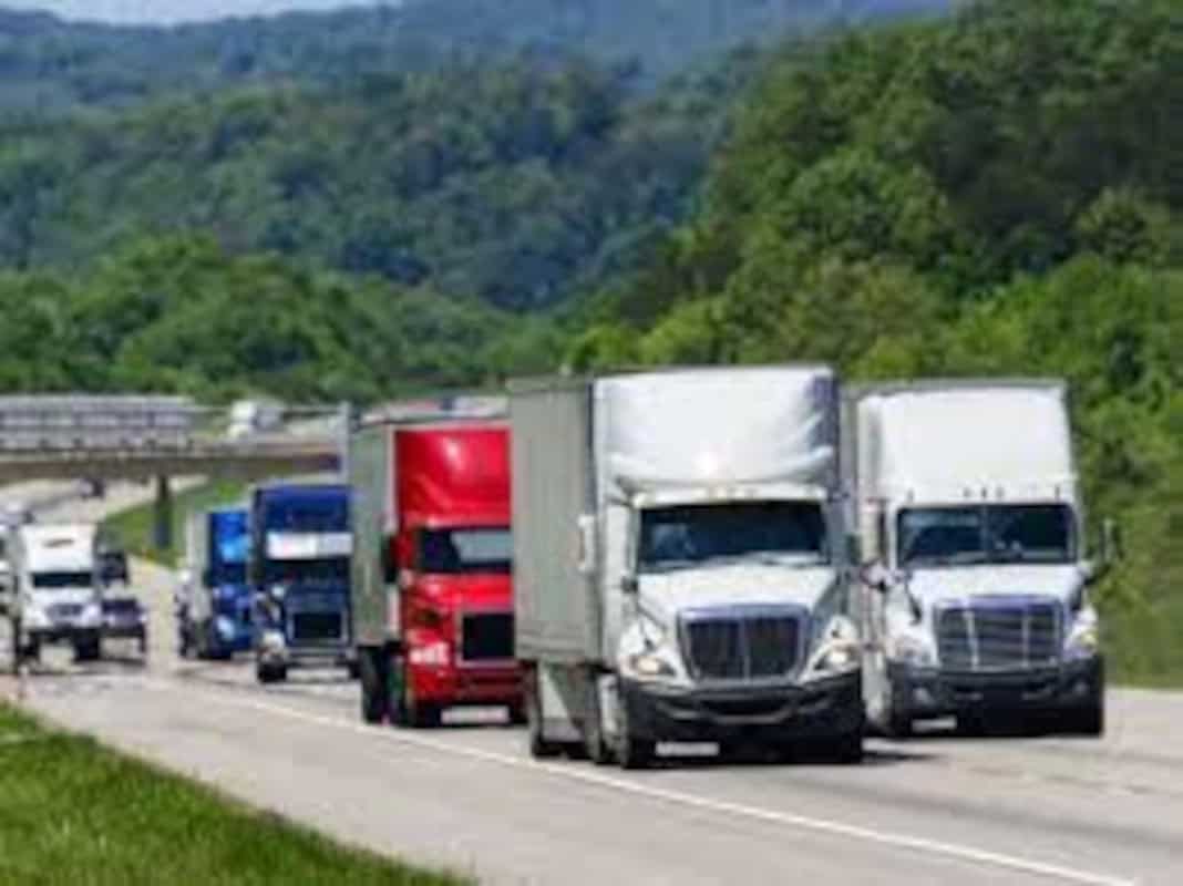 Transportación de Carga Contenerizada Vía Terrestre