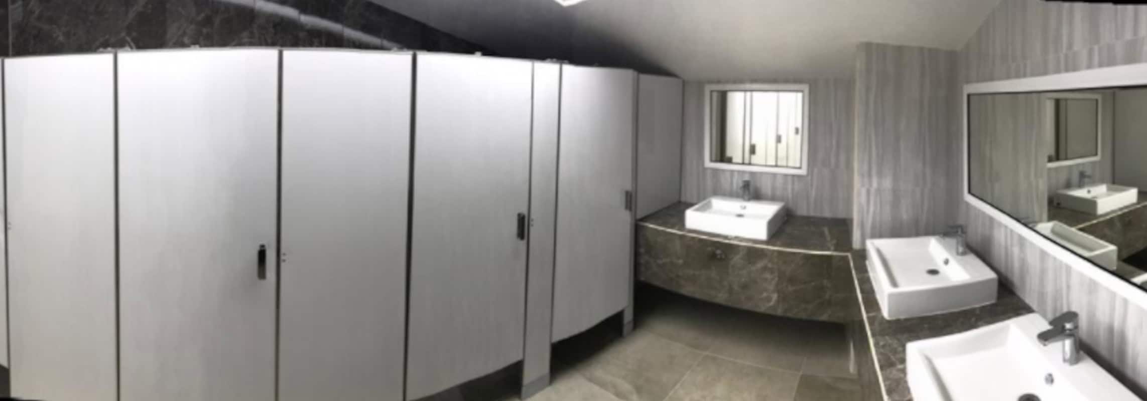 Mamparas para Baños Modernos a la Medida