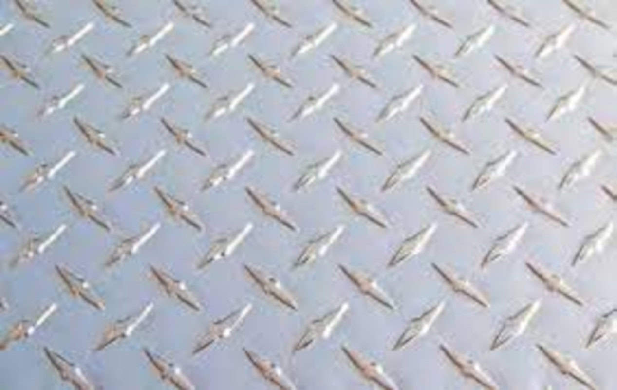 Laminas de Acero Antiderrapante para Uso Industrial