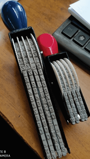 Sellos alfanuméricos para el sector comercial 