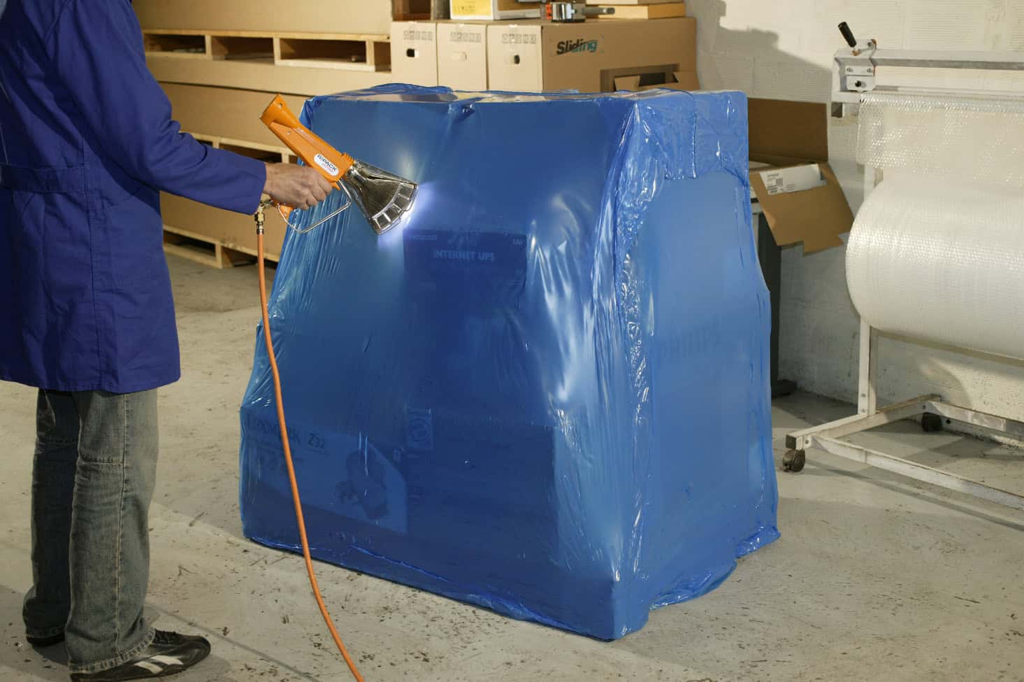 Pistolas retractiles para empacar maquinaria y equipo 5