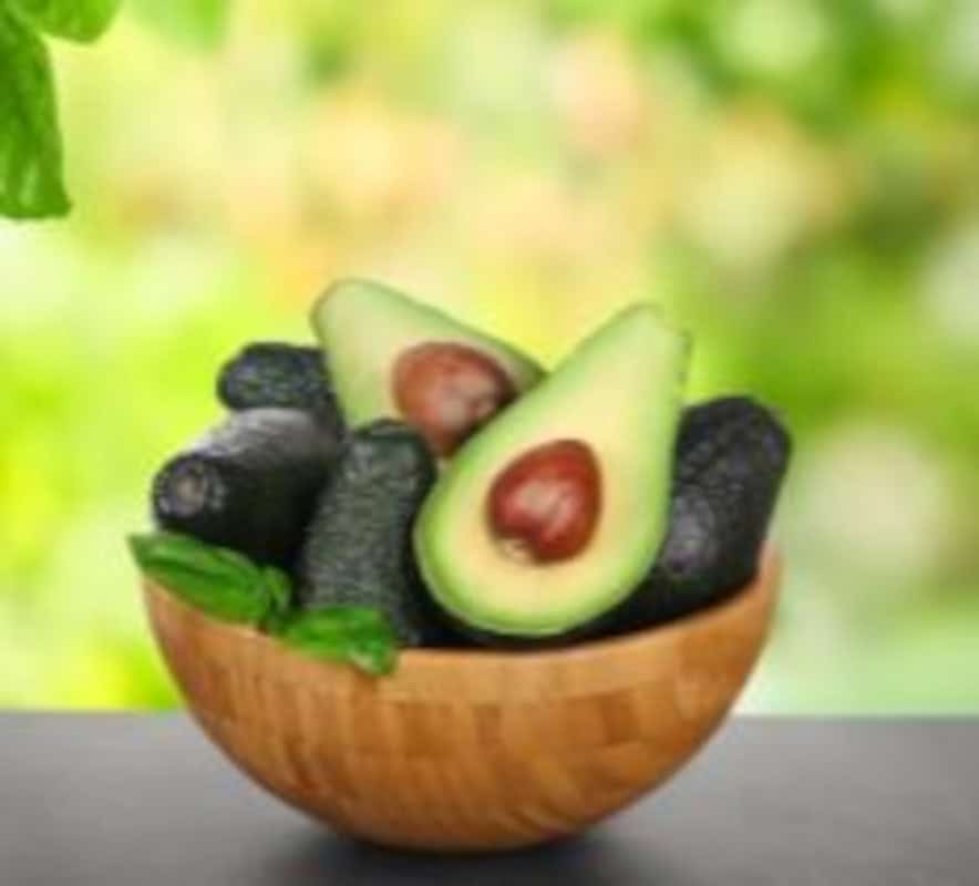 Aguacate (Fruto Completo) 2