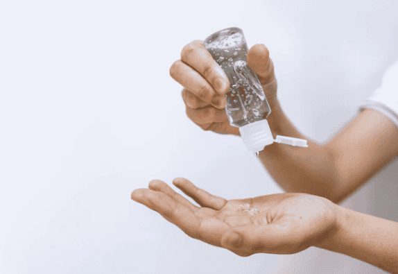 Maquila de gel antibacterial de mano 3
