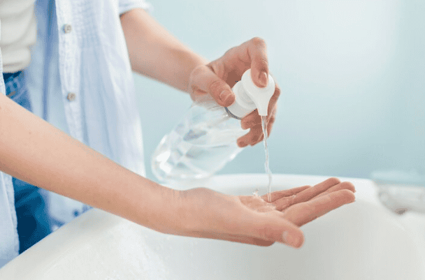 Maquila de gel antibacterial de mano 4