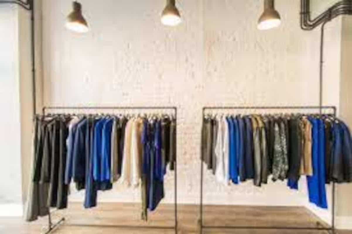 Racks de Metal para Exhibición de Ropa 