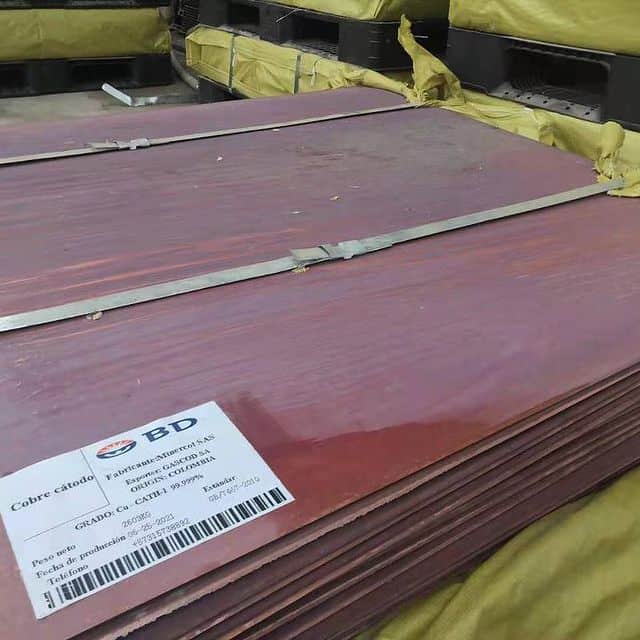 Cobre en catodos CC001