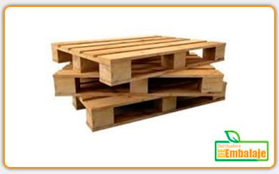 Tarima de madera de tacón chico con entrada en 4 lados