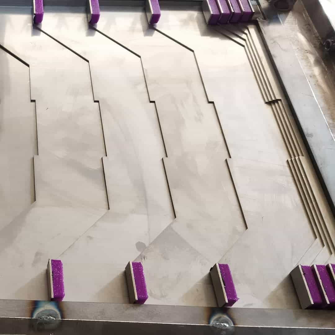 FABRICACION DE GUARDAS ESPECIALES 