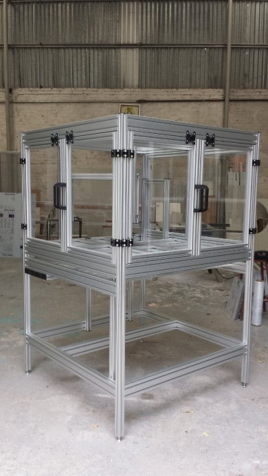 Cabina de Protección a Base de Perfil de Aluminio Estructural