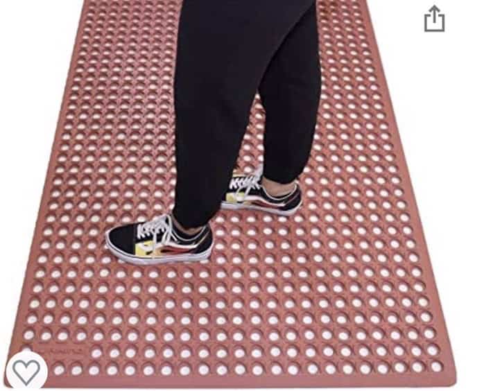 TAPETES CON PERFORACIONES 