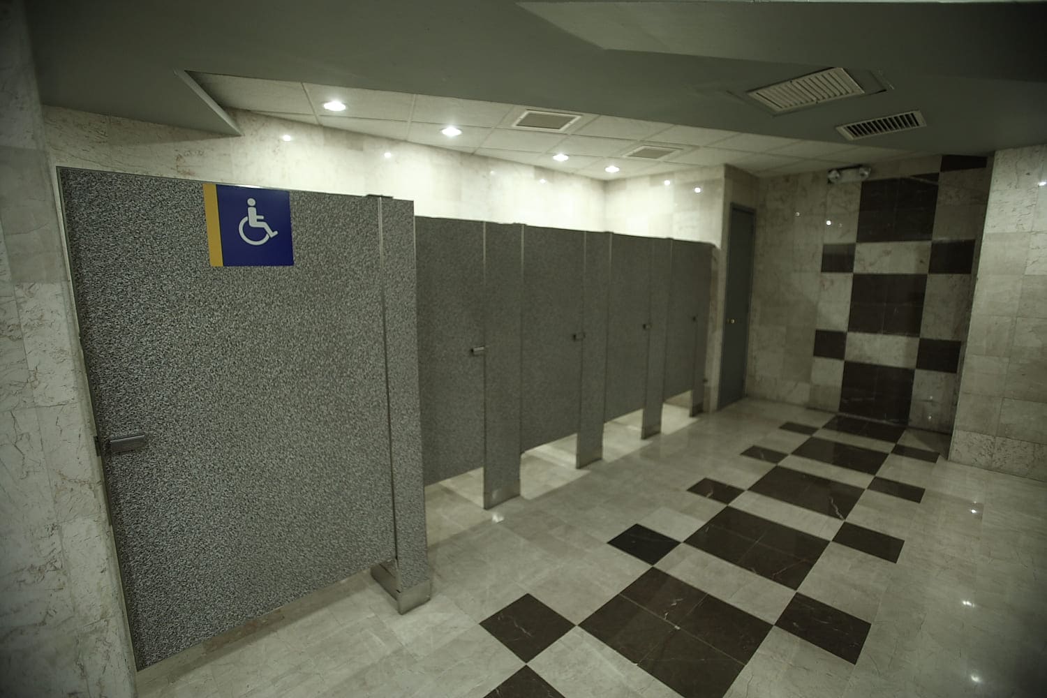 Mamparas para discapacitados