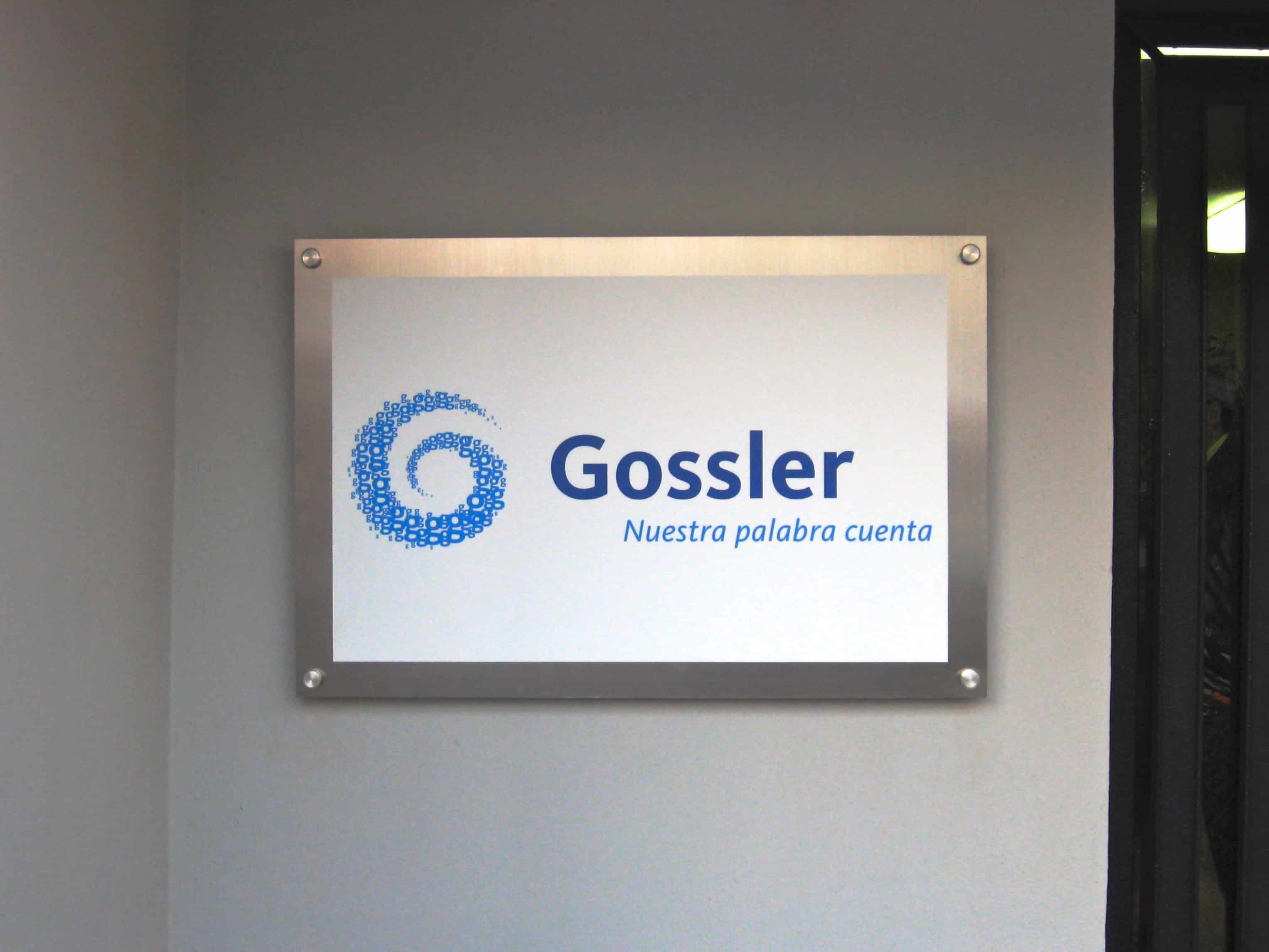 Display con conectores