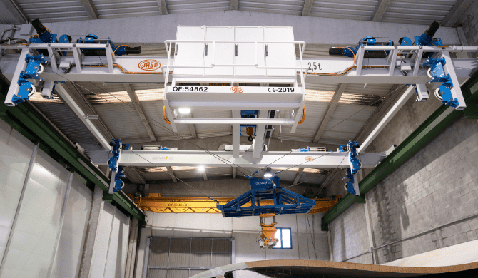 Grúas robóticas flexibles cranebot