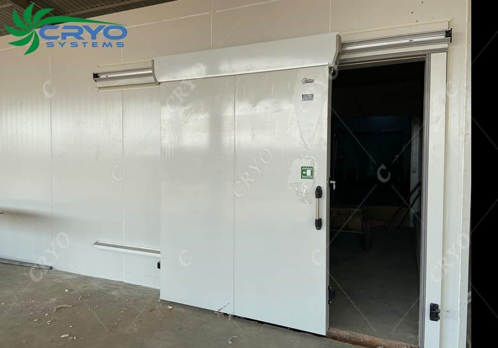 Paneles para cuartos frios y puertas correderas