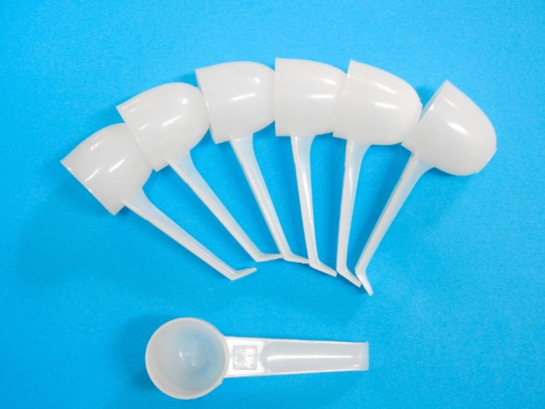 Cucharon dosificador de polietileno
