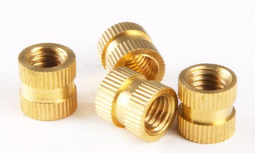 insertos de laton para plasticos
