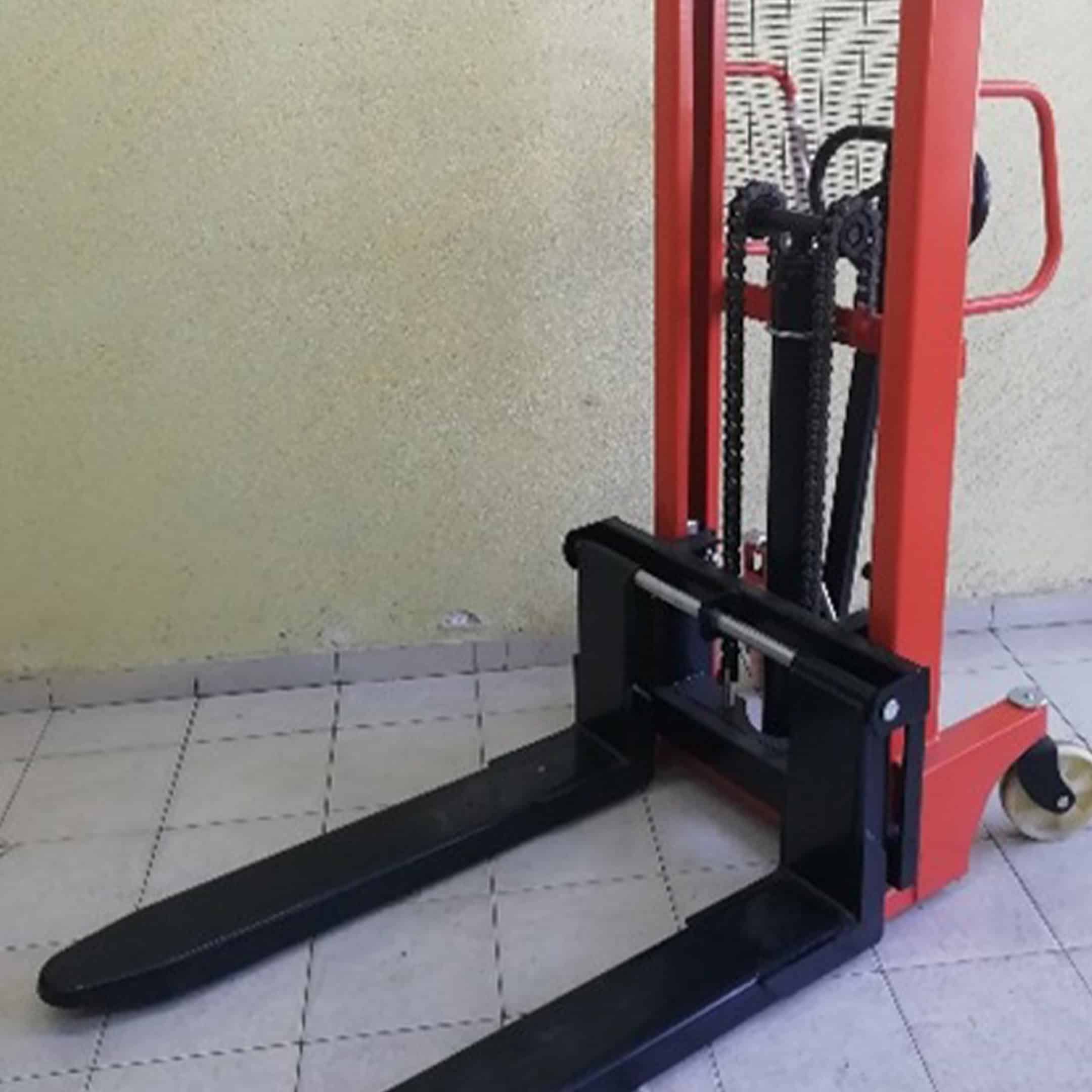 Apiladores hidraulicos angosto 2 toneladas 4