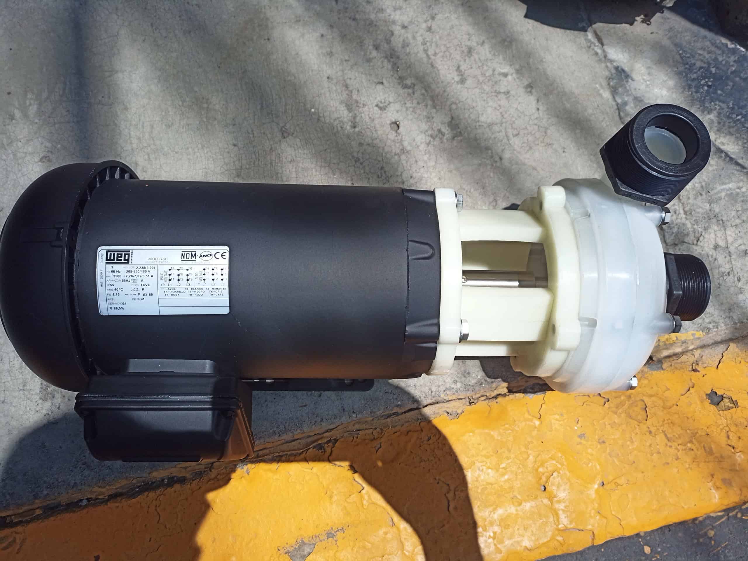 Motobomba de Polipropileno de 1 1/2