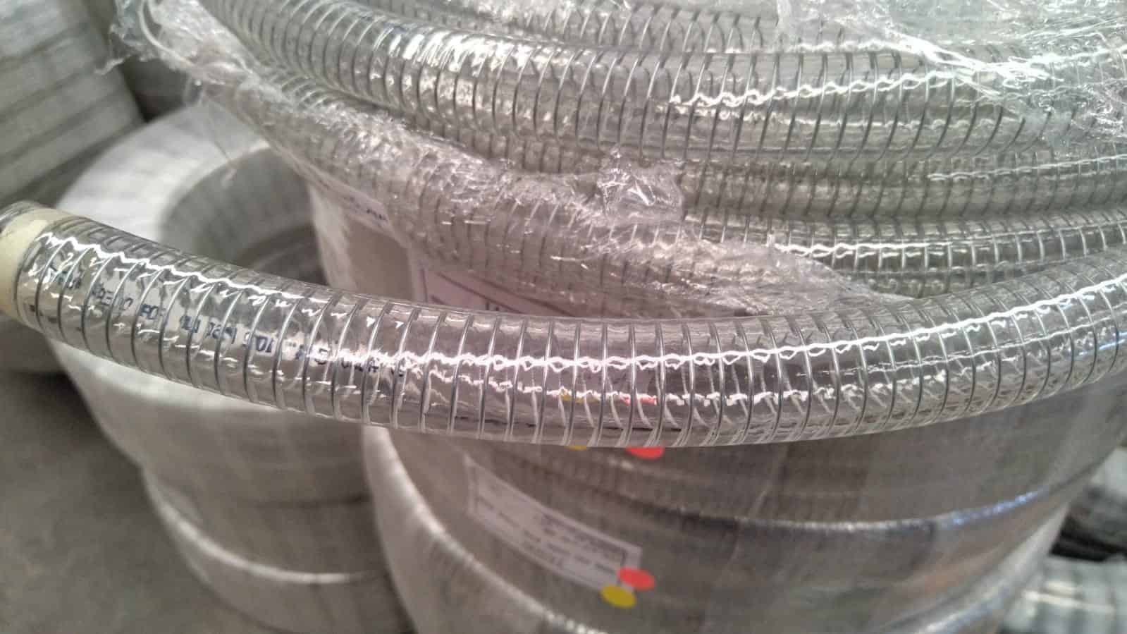 Manguera de PVC con alambre, FDA, para succión y descarga de líquidos.